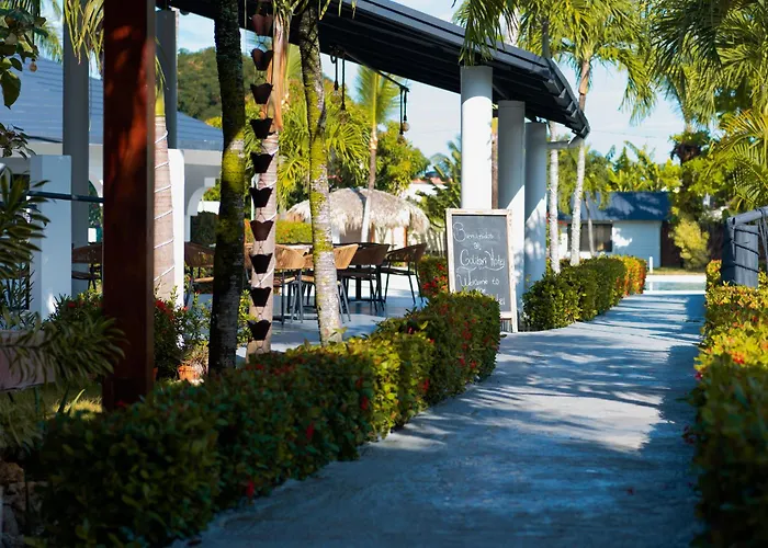 El Colibri Hotel